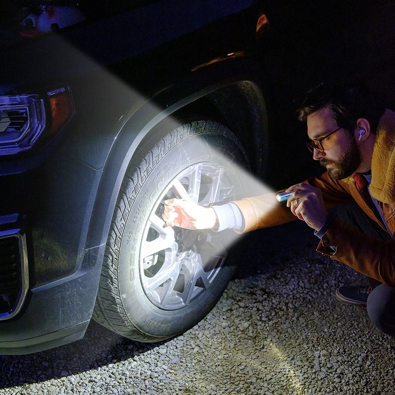 E3 small brightest keychain flashlight