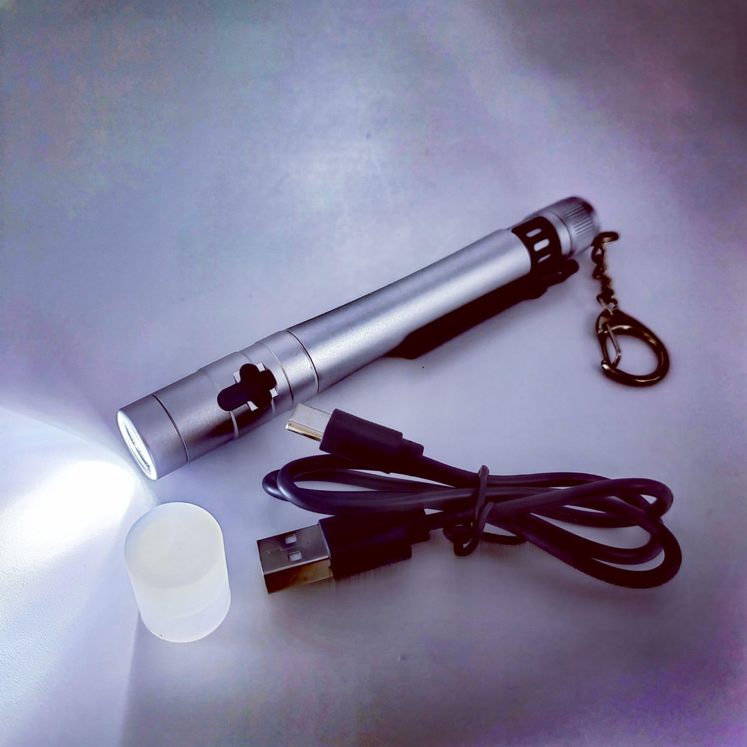 U4 rechargeable high bright penlight(black)