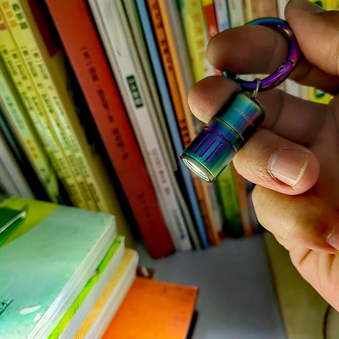 E3 small brightest keychain flashlight